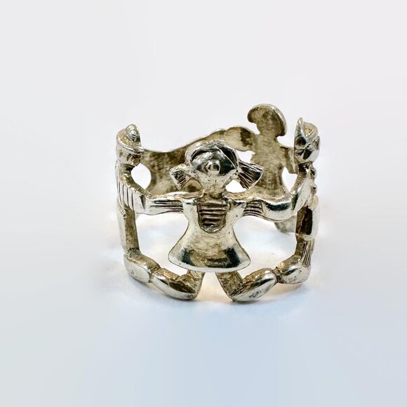 Vintage Children of the World Ring: Sterling Silver, Boy, Girl, Band, Kids - Picture 5 of 5